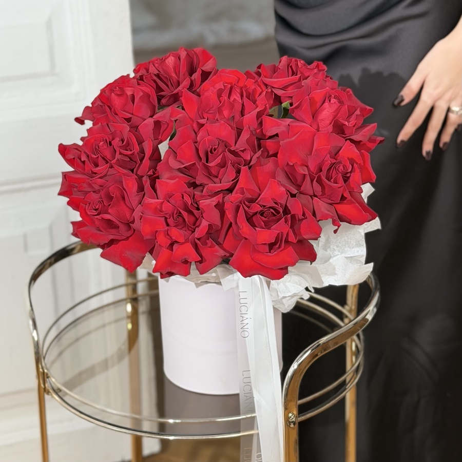 Моно-композция из французских роз Explorer