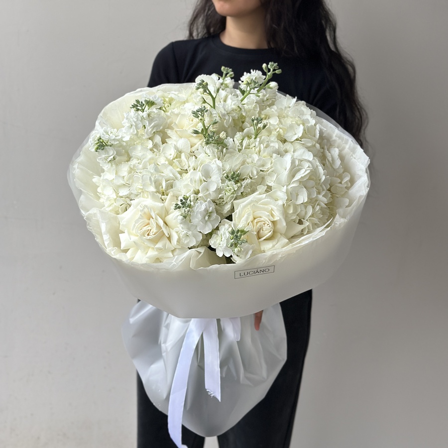 Авторский букет с маттиолой