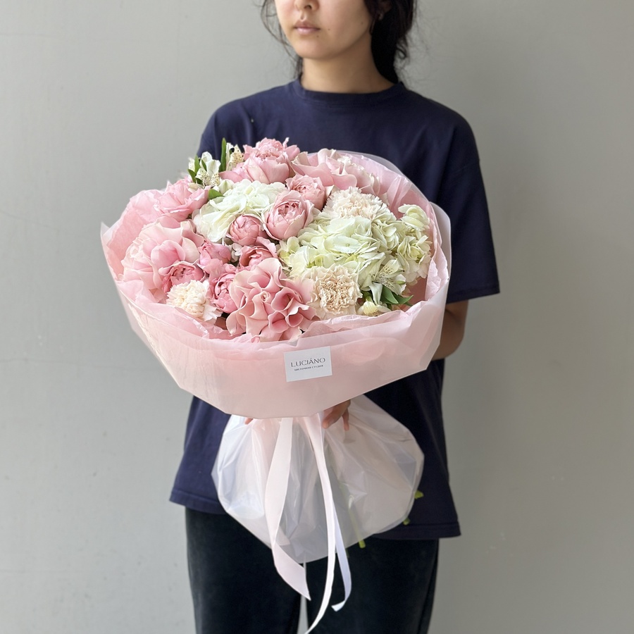 Авторский букет с французскими розами